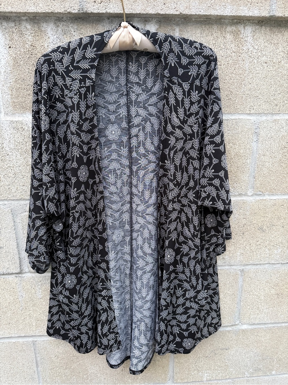 LuLaRoe Black and White Patterned Open Front Tunic